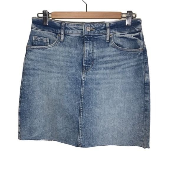 OLD NAVY Raw Hem Denim Mini Skirt Size 4 - Picture 1 of 9